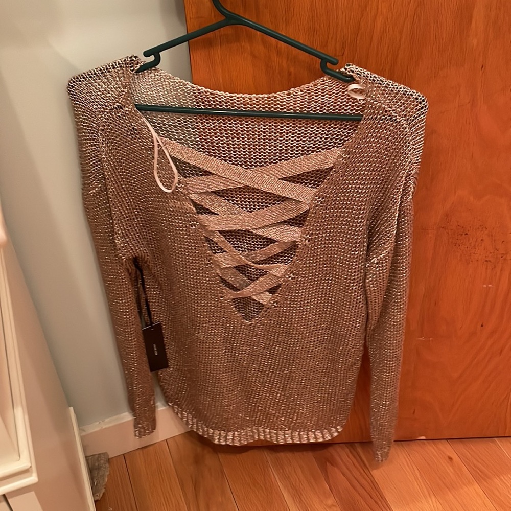 Lulus sparkly criss cross back sweater rose gold silver ish- never worn - Picture 4 of 7